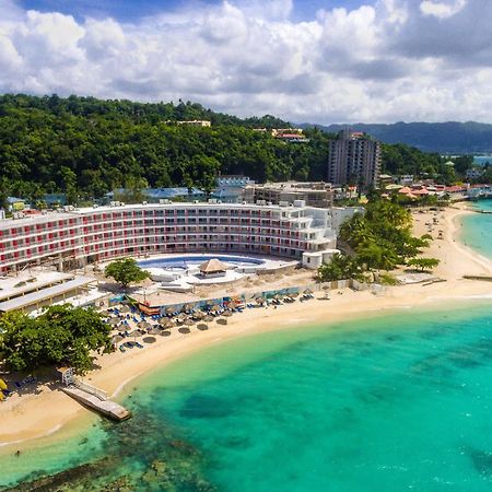 Grand Decameron Cornwall Beach, A Trademark All-Inclusive Resort Montego Bay Exterior foto