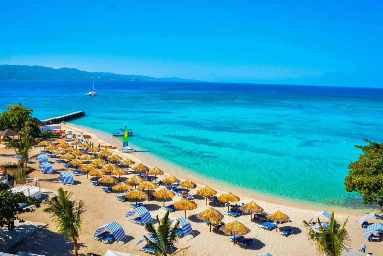 Grand Decameron Cornwall Beach, A Trademark All-Inclusive Resort Montego Bay Exterior foto