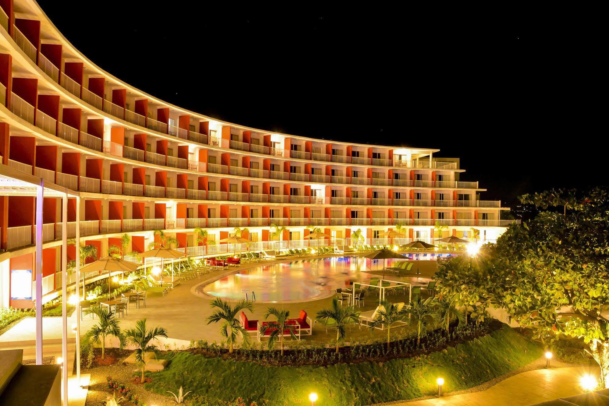 Grand Decameron Cornwall Beach, A Trademark All-Inclusive Resort Montego Bay Exterior foto