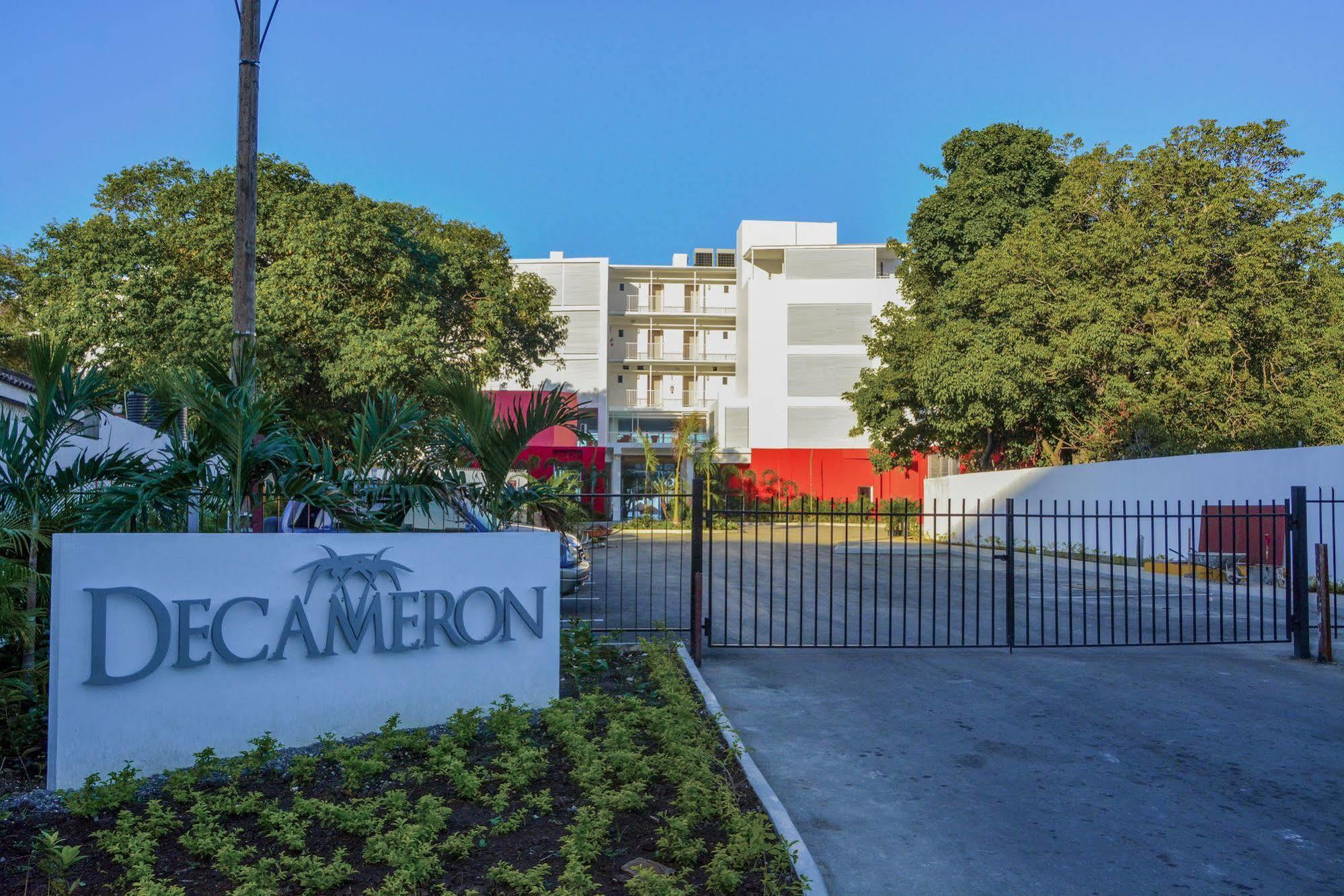 Grand Decameron Cornwall Beach, A Trademark All-Inclusive Resort Montego Bay Exterior foto