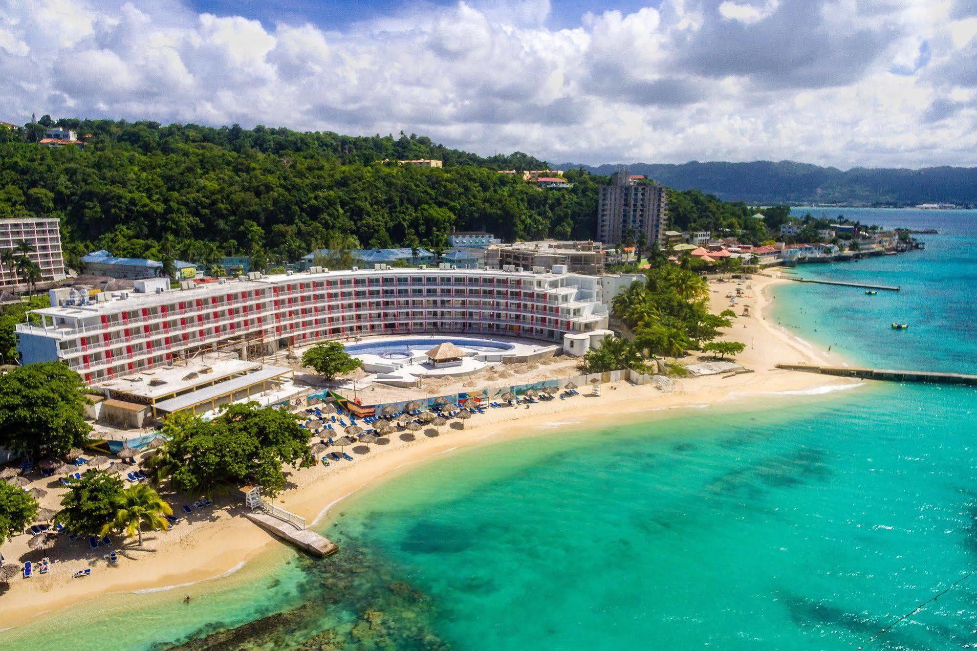 Grand Decameron Cornwall Beach, A Trademark All-Inclusive Resort Montego Bay Exterior foto